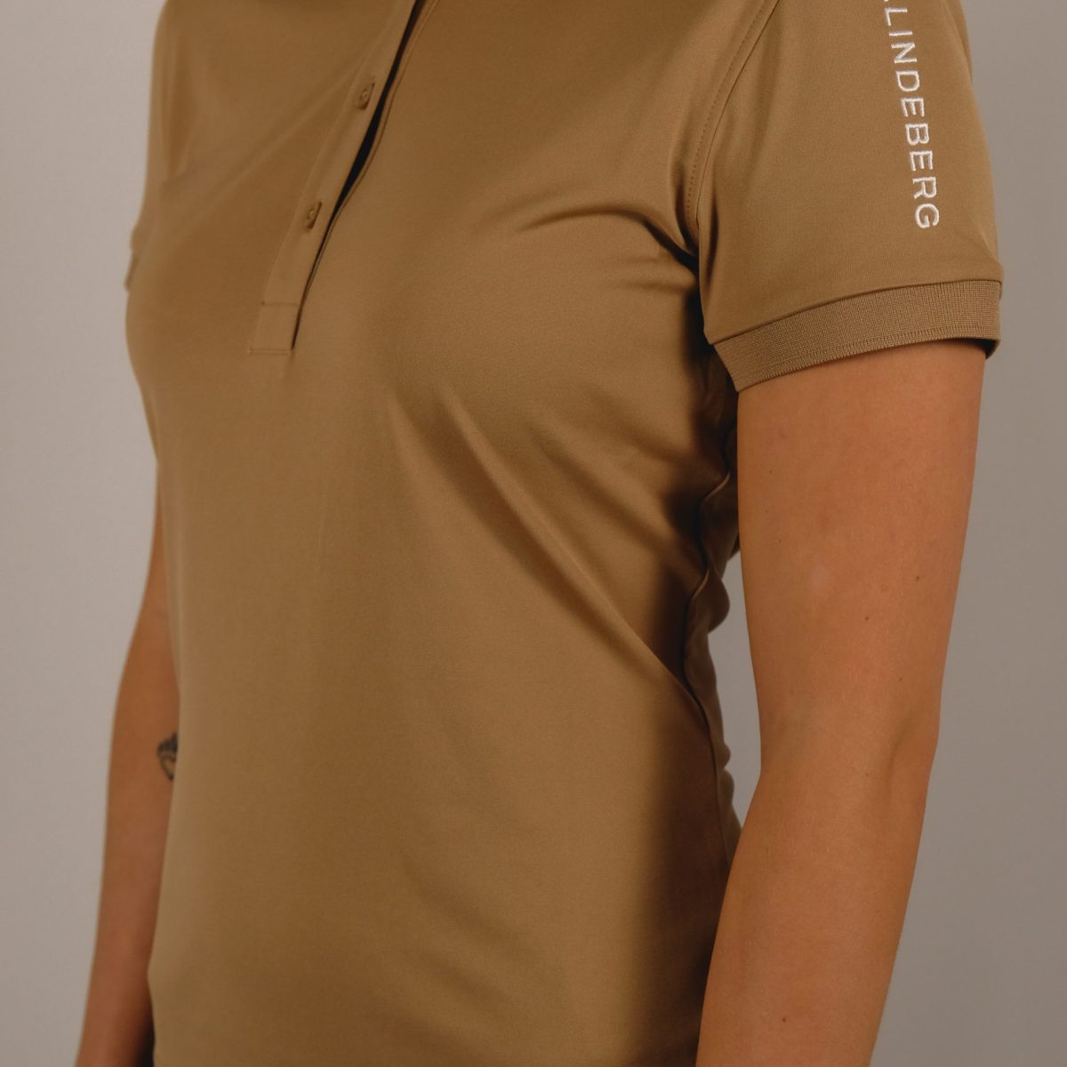 tour tech polo beige